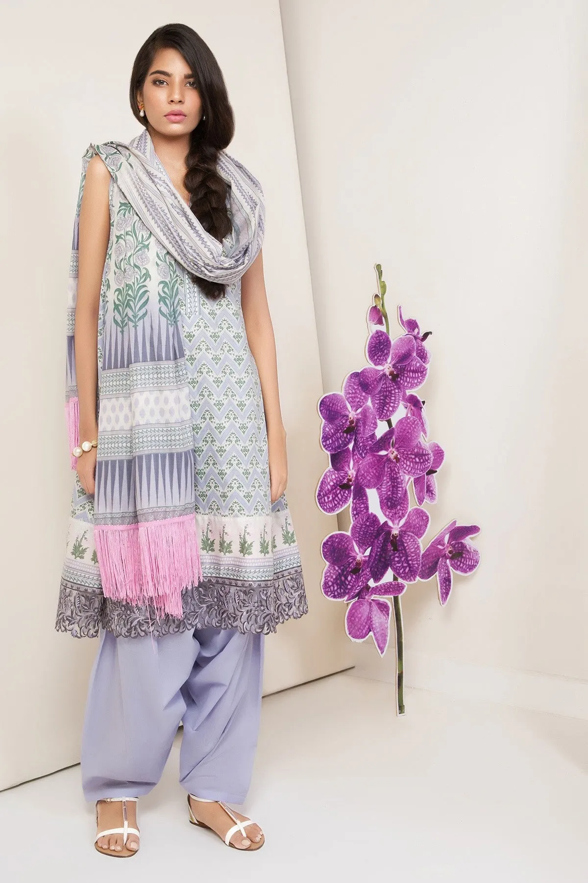 AlKaram Cambric Collection 2018 – 3 Piece Embroidered – MS-24.1-18-Purple