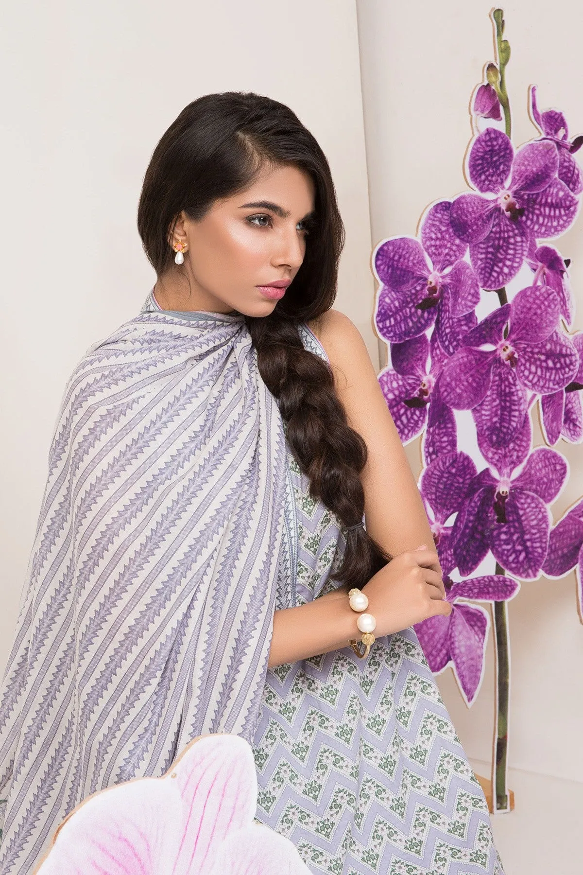 AlKaram Cambric Collection 2018 – 3 Piece Embroidered – MS-24.1-18-Purple