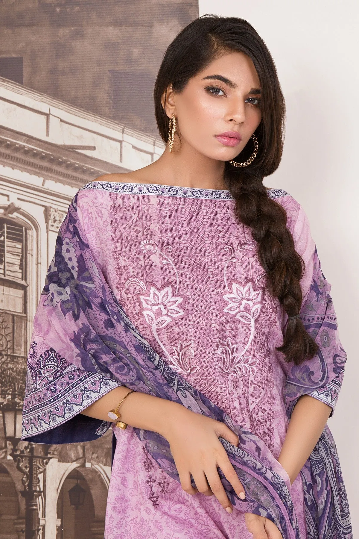 AlKaram Cambric Collection 2018 – 3 Piece Embroidered with Chiffon Printed Dupatta – MS-4.1-18-Purple