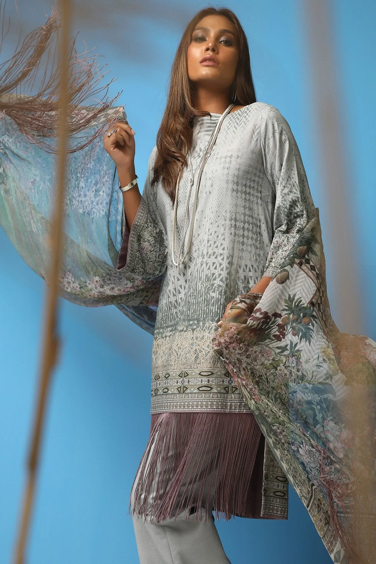 AlKaram Cambric Collection 2018 – 3 Piece Plain with Chiffon Printed Dupatta – MS-19-18-Sea Green