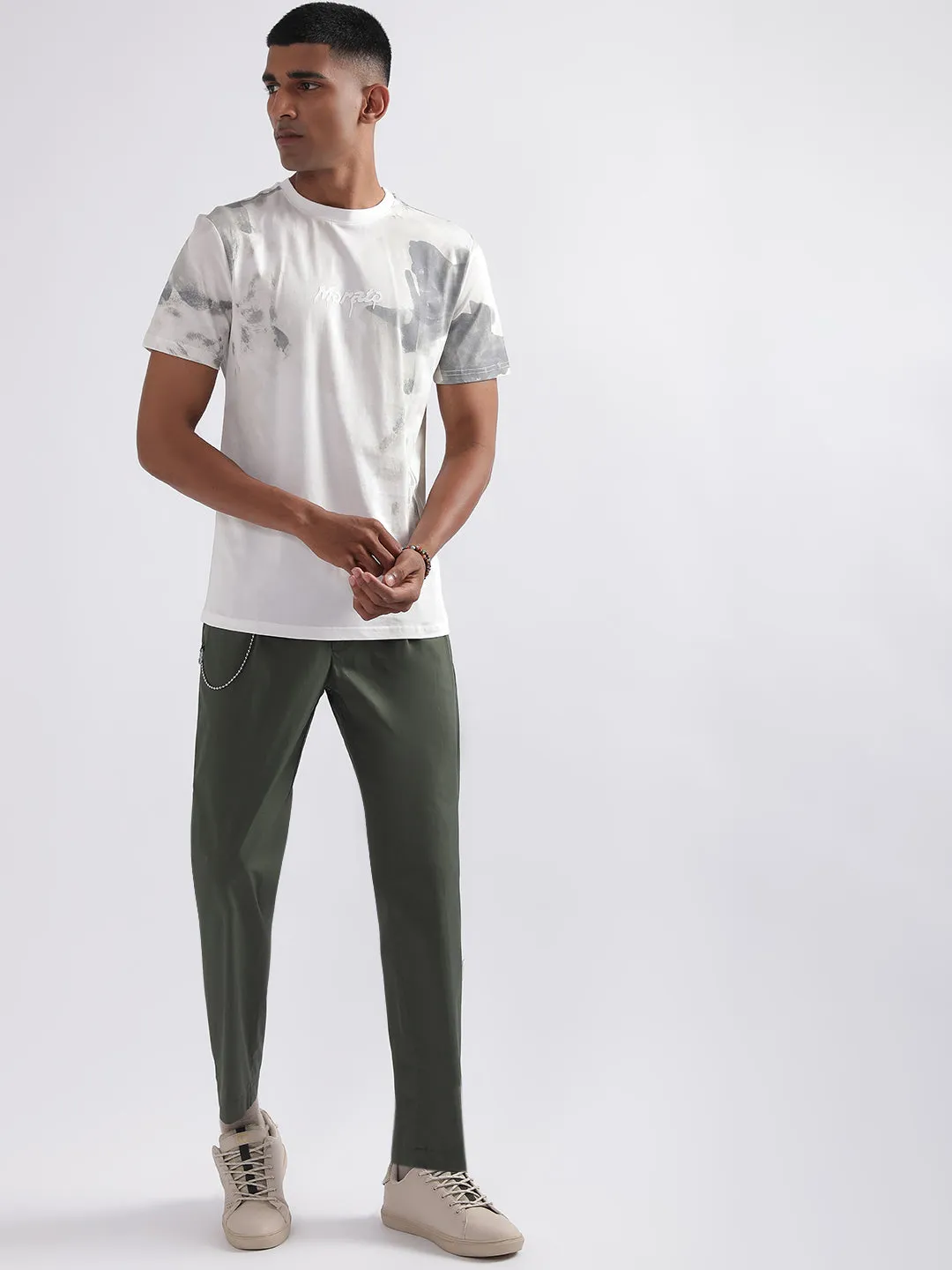 Antony Morato Men Carrot Pleated Regular Fit Cotton Trousers