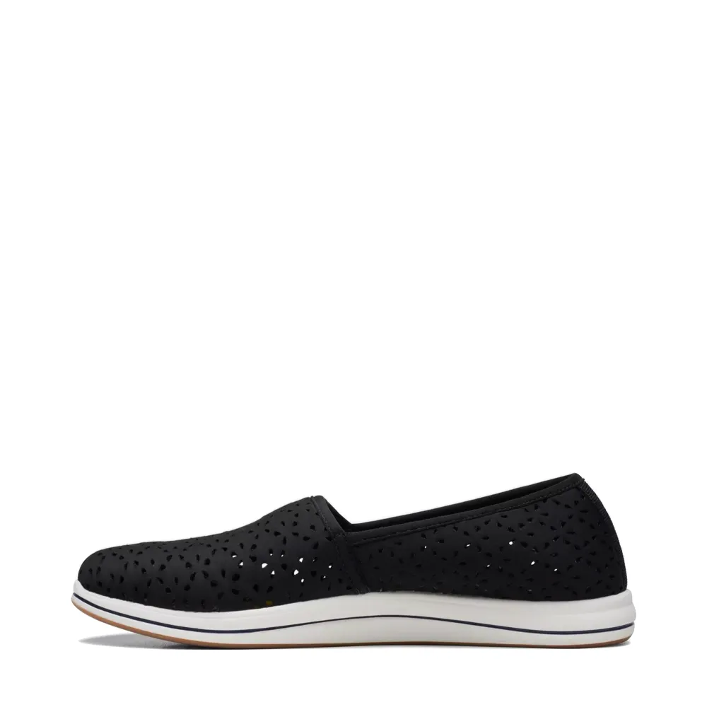 Clarks Women's Breeze Emily Perfed Slip On (Black)