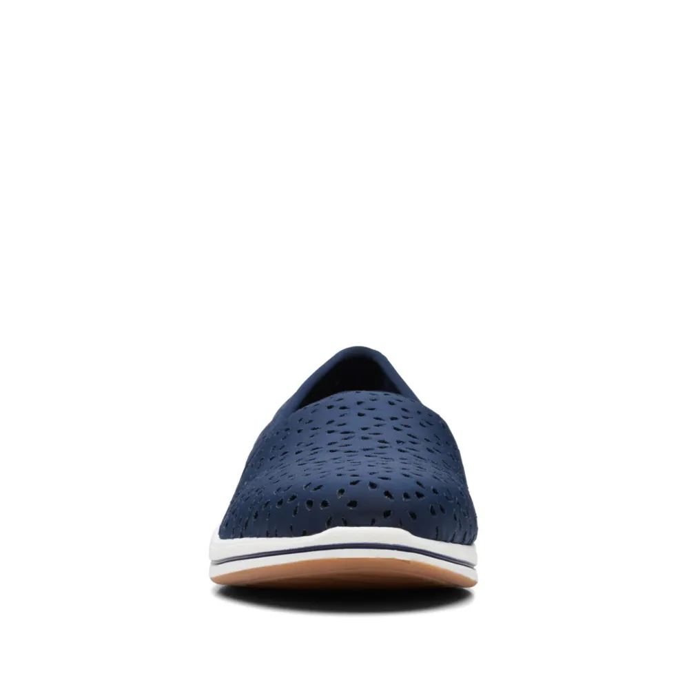 Clarks Women's Breeze Emily Perfed Slip On (Navy)