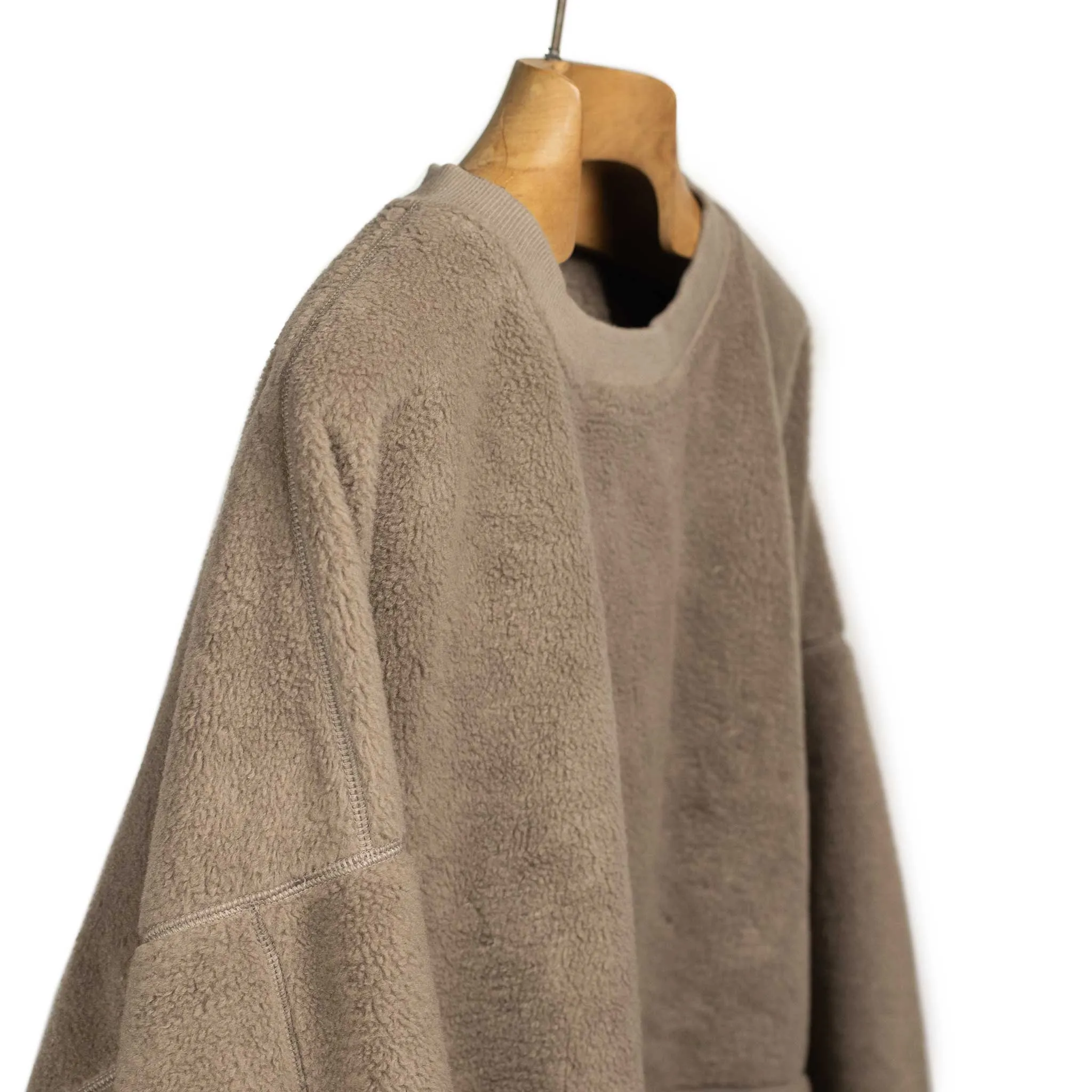 ESCEP Crewneck Sweatshirt in Jasper taupe polar fleece