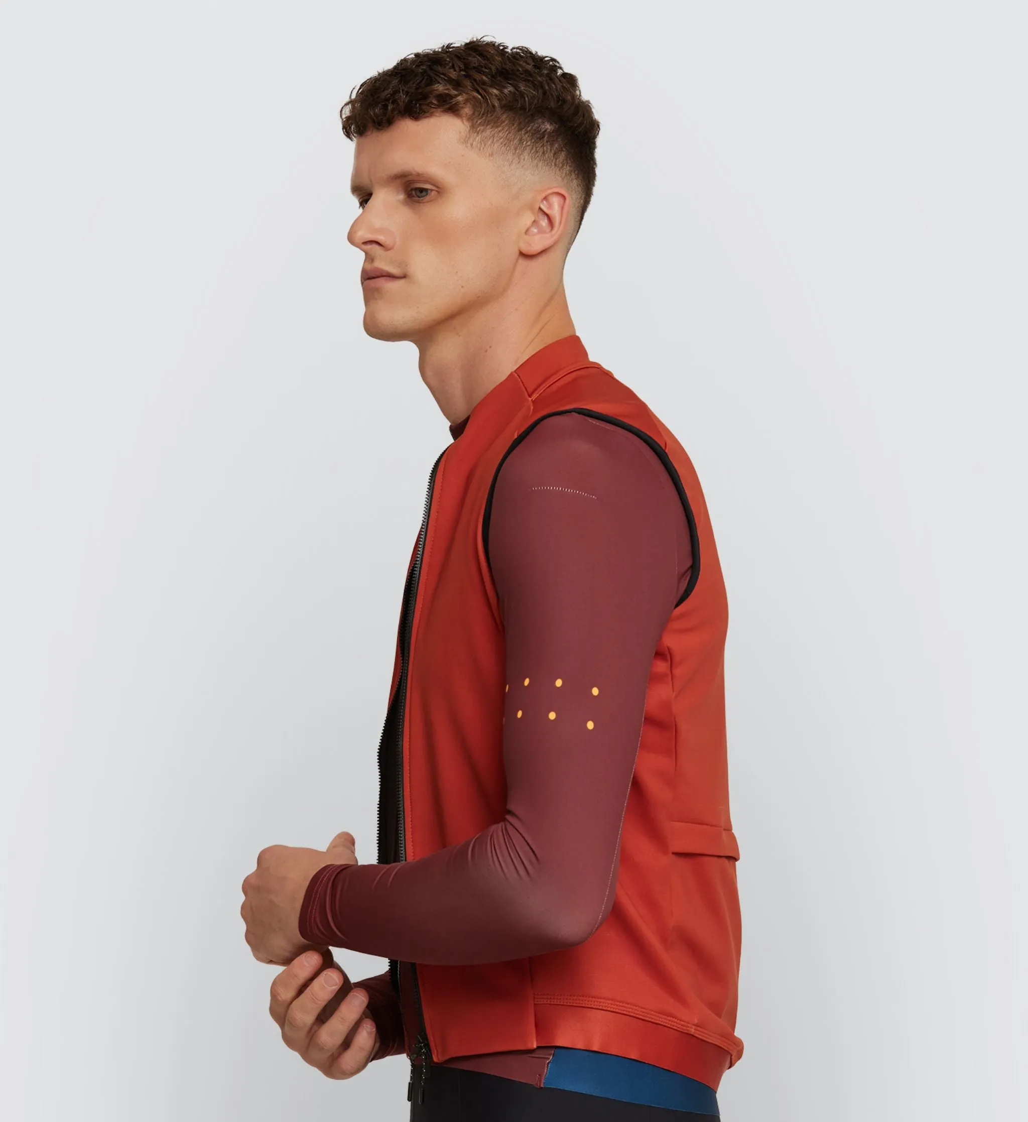 Essentials / Men's Thermal Gilet - Paprika