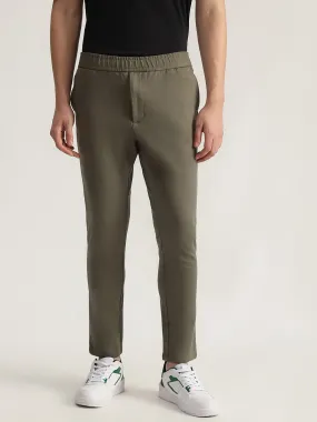 Iconic Men Green Solid Regular Fit Flat-Front Trouser