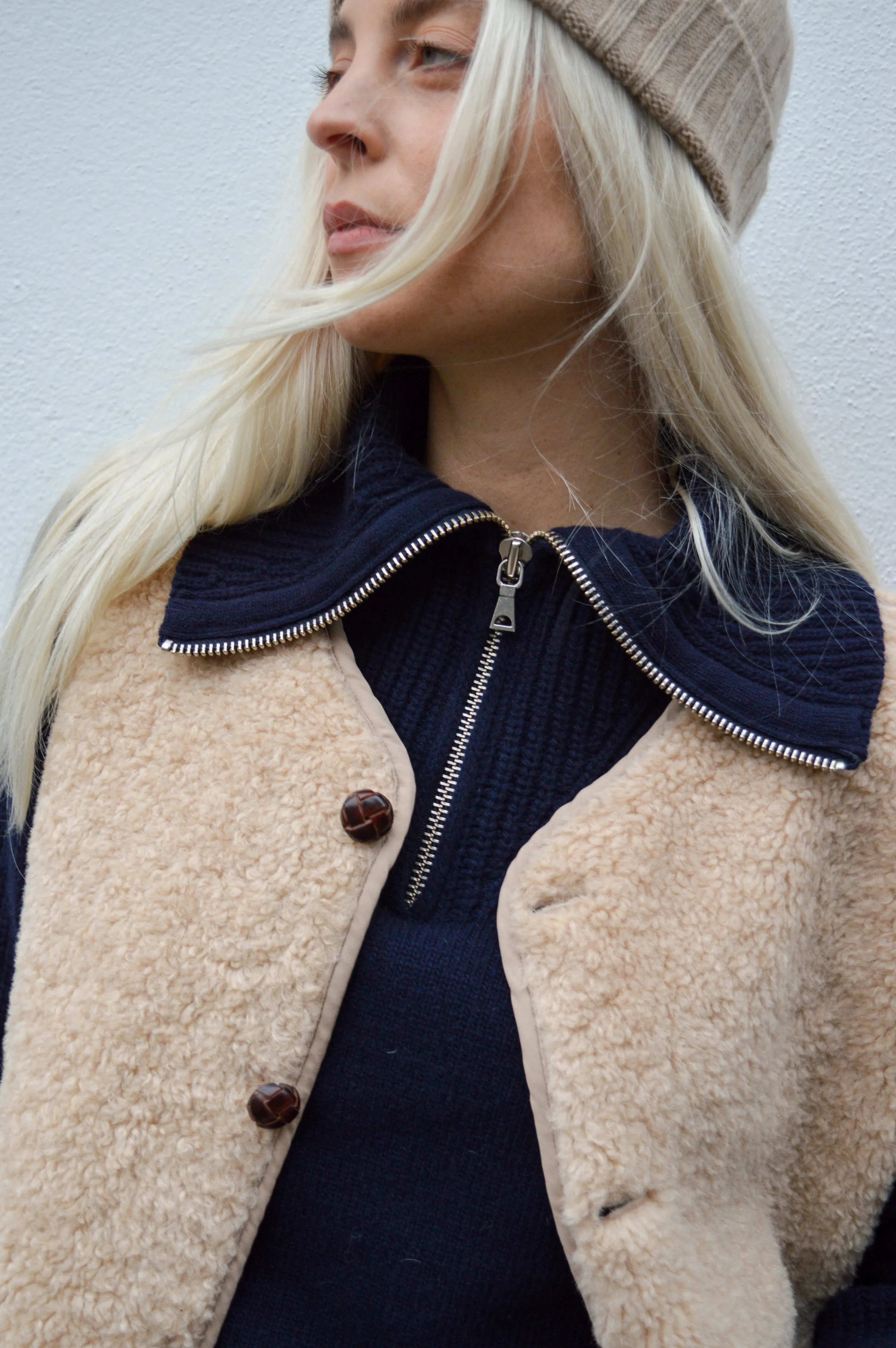 Indi & Cold Crudo Teddy Vest