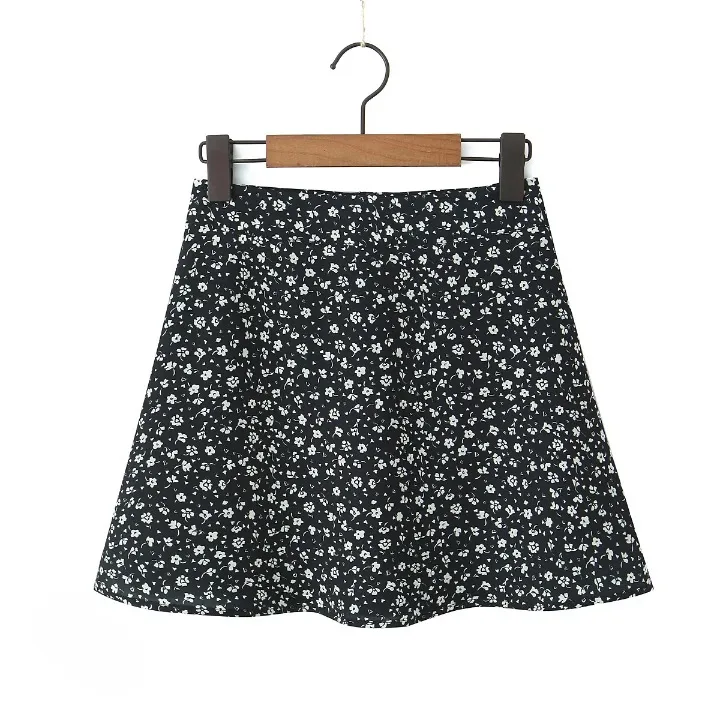 Ines Retro Floral Print Mini Skirt