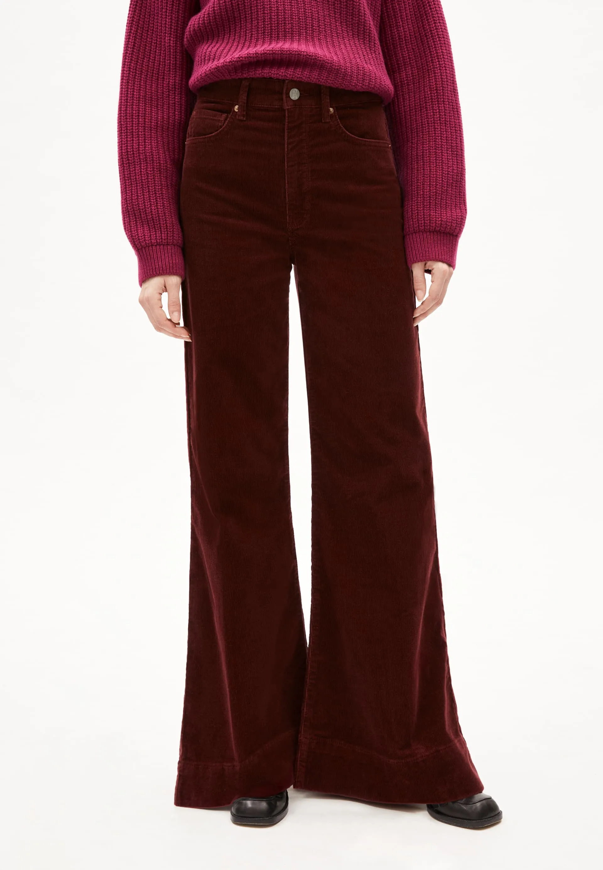 LAST ONE in 32/32 - Murliaa Corduroy Pants - Cranberry Juice