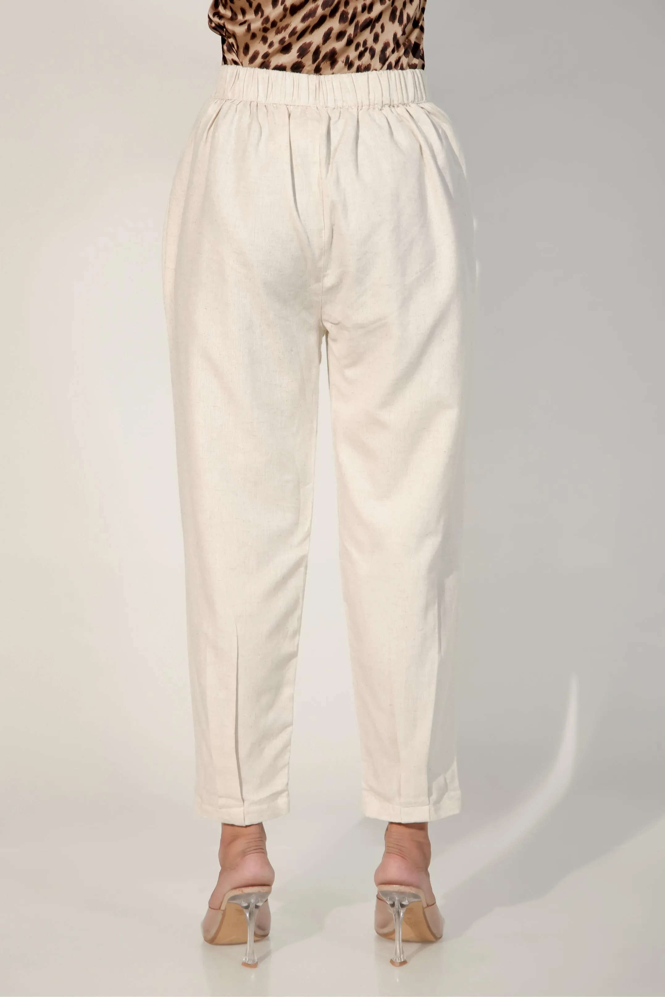 Off white Women's Pleated-Narrow Trousers