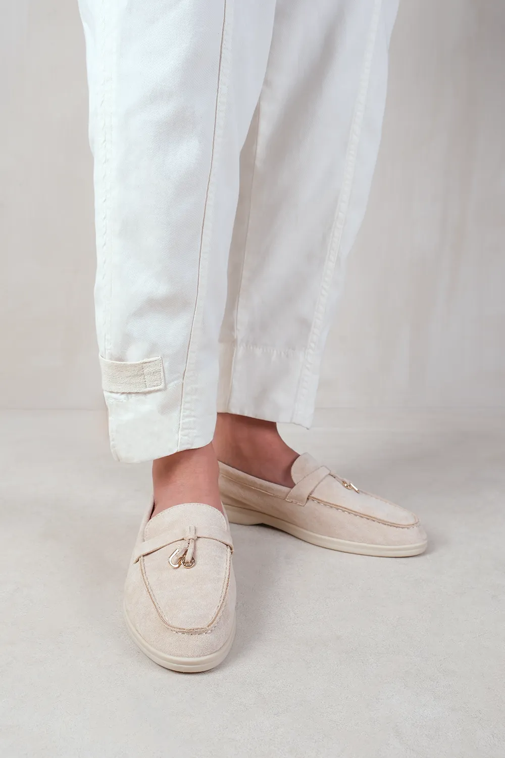 PEGASUS SLIP ON TRIM LOAFERS WITH ACCESSORY DETAILING IN BEIGE SUEDE