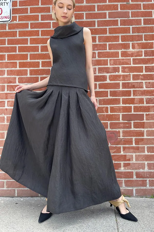 Pleated Wide Leg Pants in Black