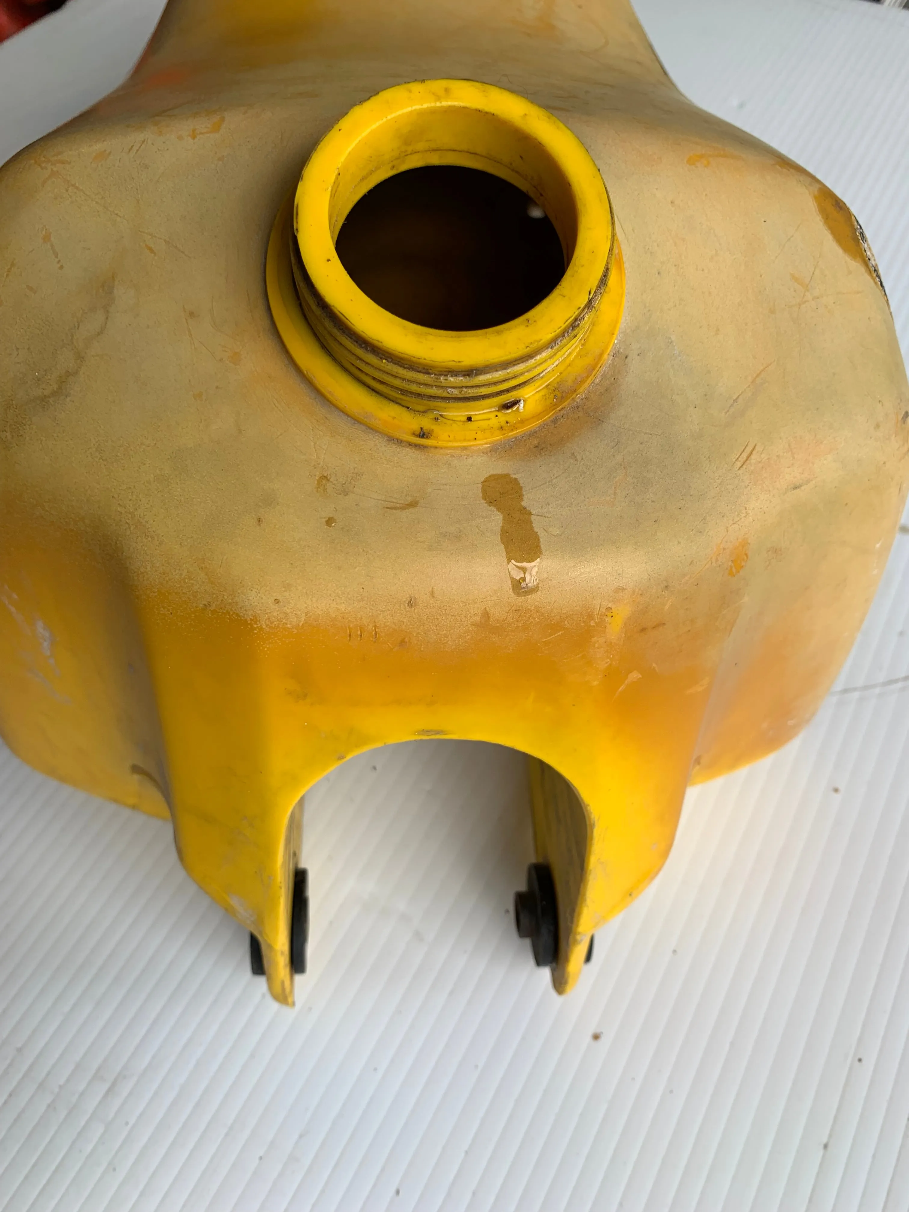 RM125 Gas Tank 1981-1983