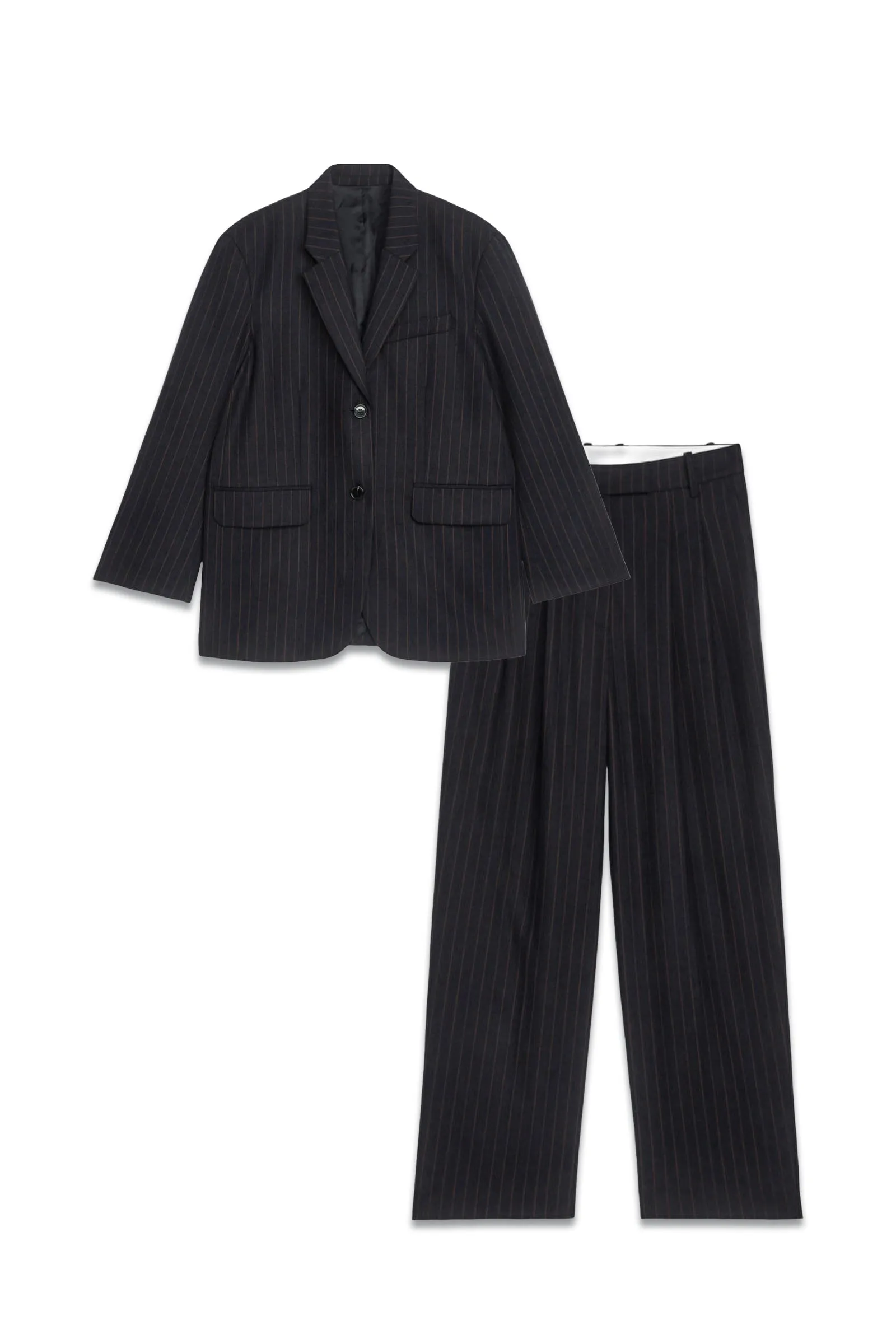 Single-Breasted Blazer & Relaxed Pleat Trousers