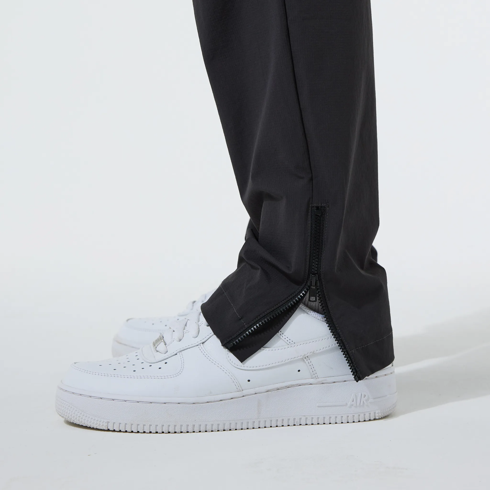 Straight Split Cargo Pant | Charcoal