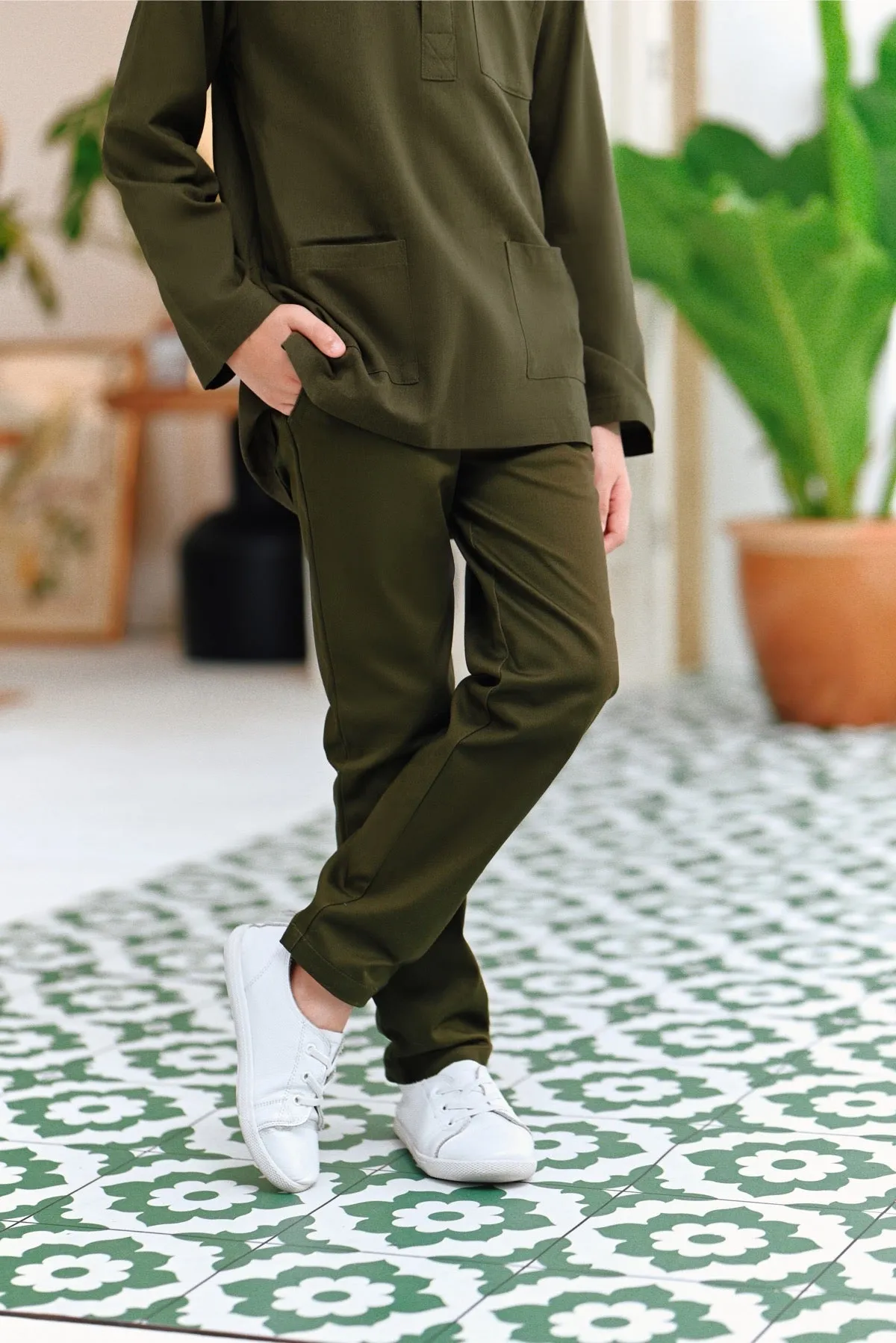 The Perfect Slim Fit Pants - Olive