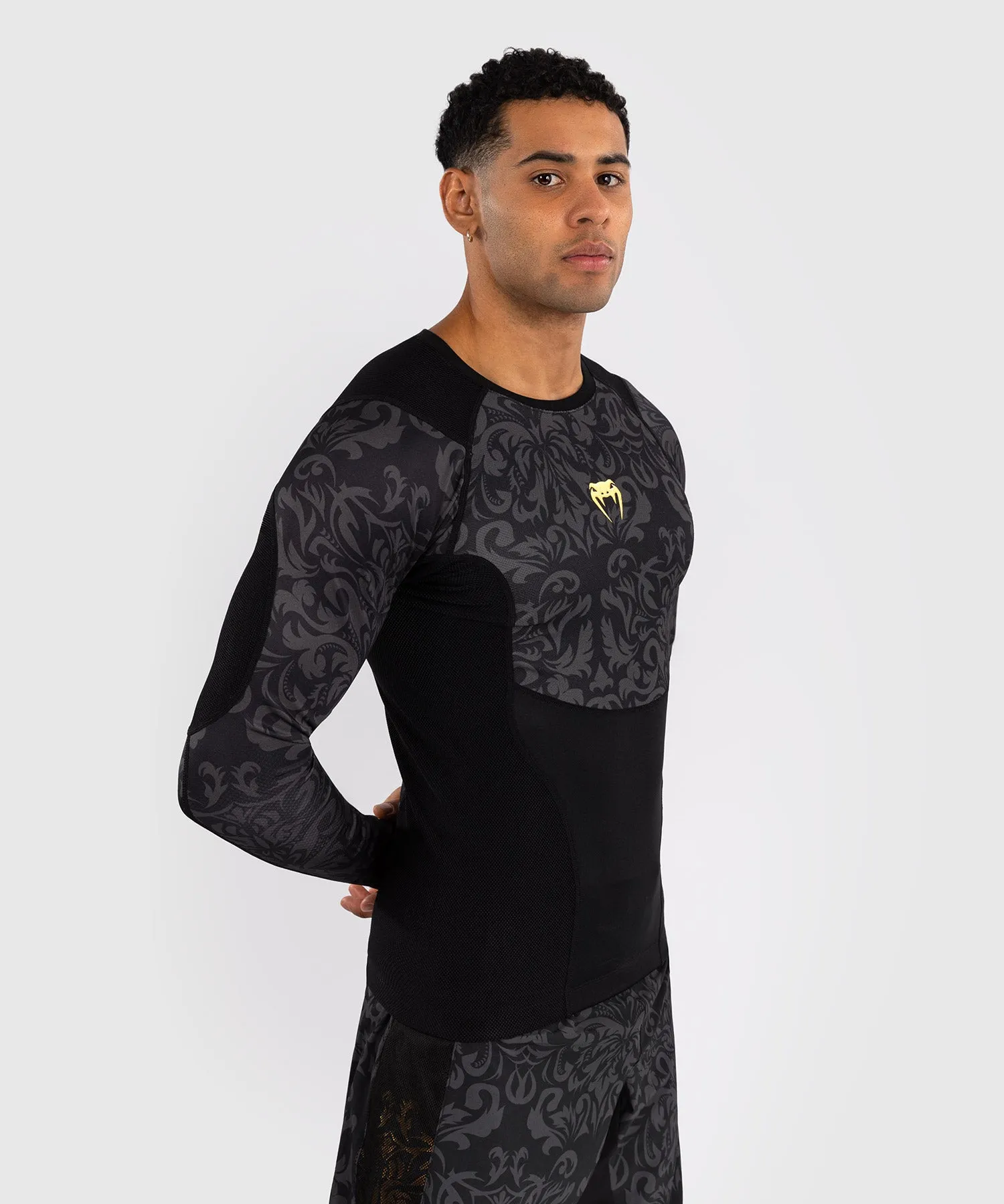 Venum x Ilia Topuria Unmatched Long Sleeve Rashguard - Black/Gold